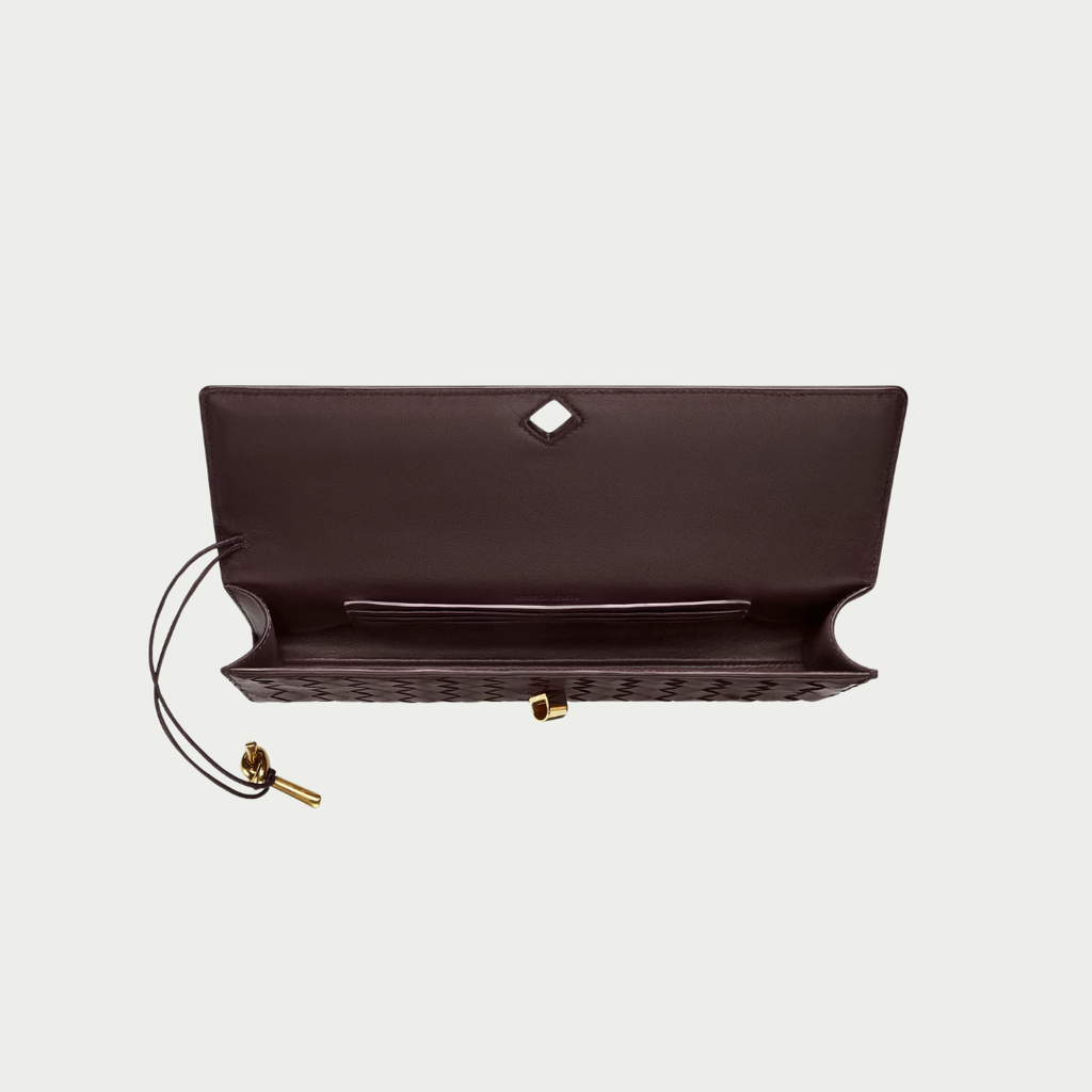 Sarena Clutch - Chocolate